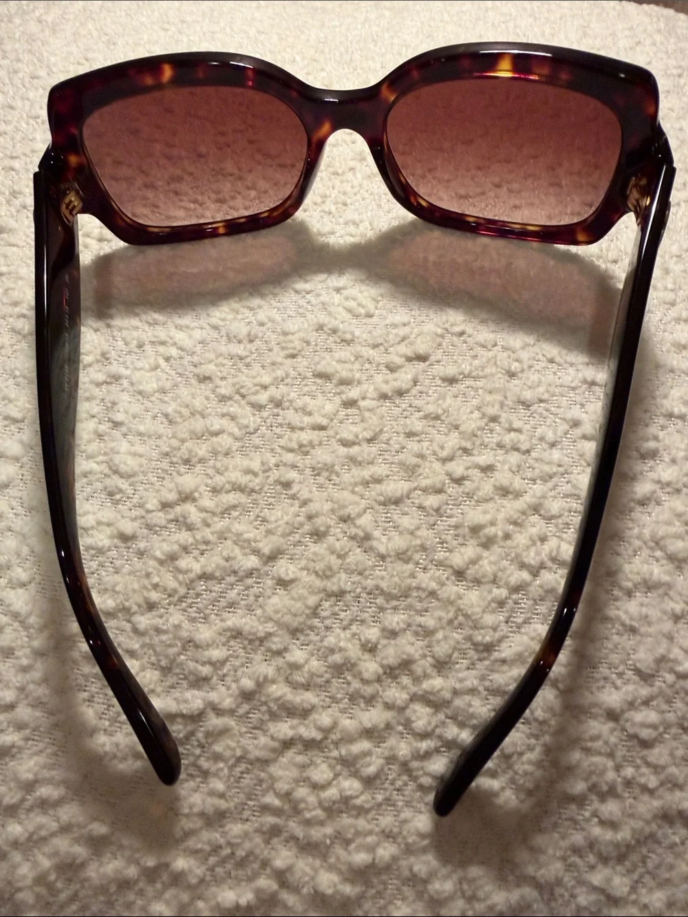 Stunning Tory Burch Tortoiseshell Square Sunglasses with Brown Lenses and case!!
